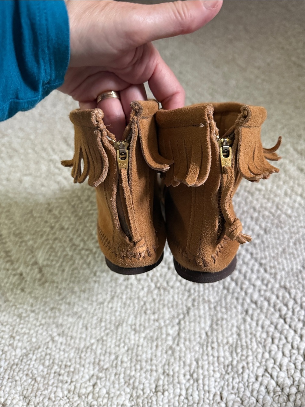 Minnetonka Suede Fringe Ankle Boots size 6 - Picture 2 of 6